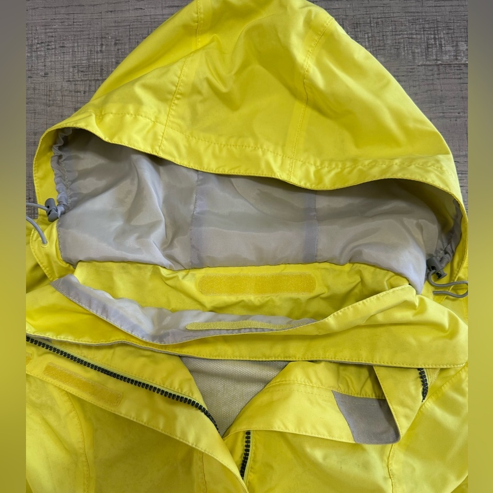 Eddie Bauer Bright Yellow WaterProof Hooded Rain Jacket Size Medium - Picture 7 of 14